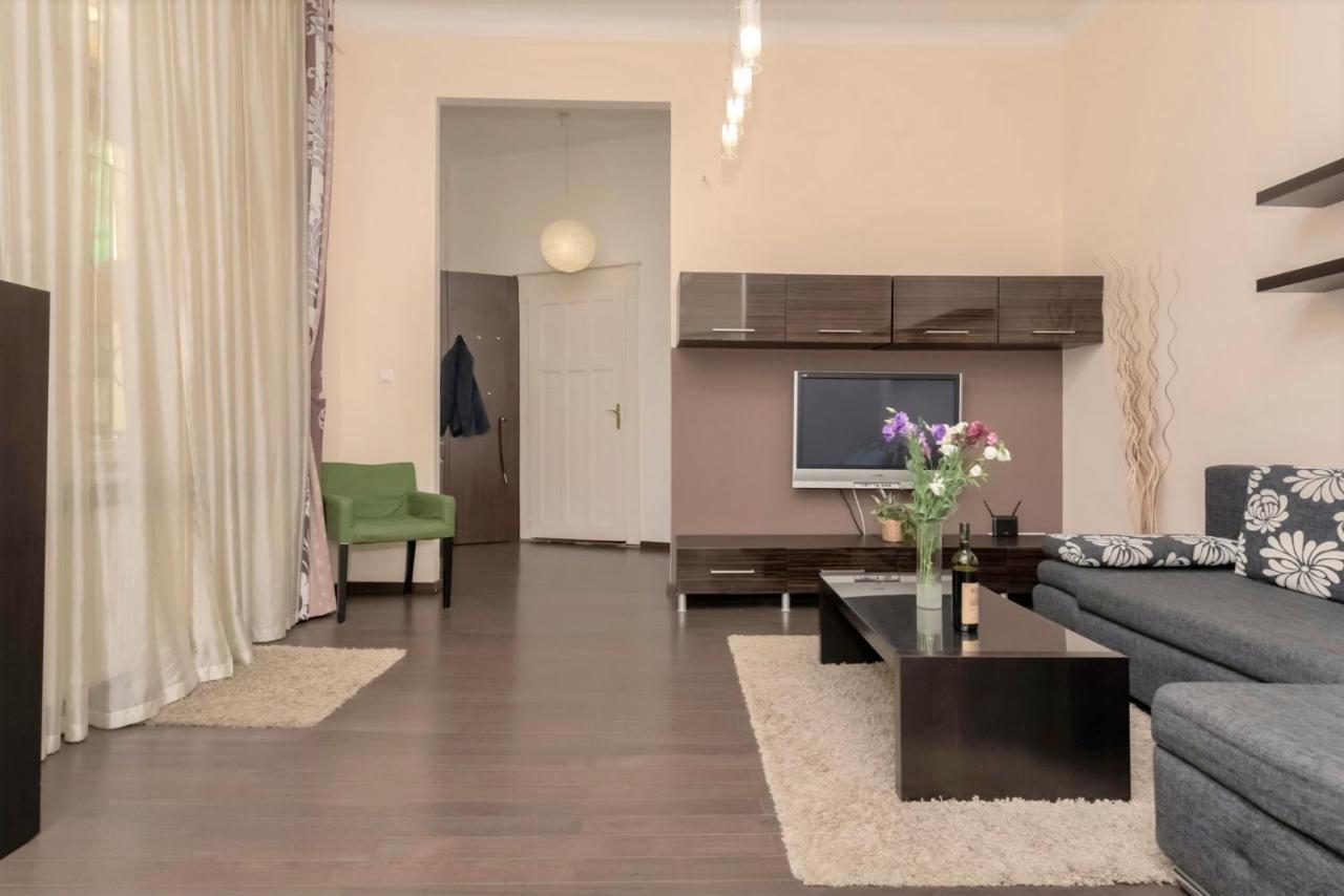 Corvina Apartment Budapest With Free Private Parking 外观 照片