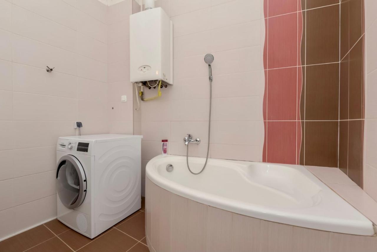 Corvina Apartment Budapest With Free Private Parking 外观 照片